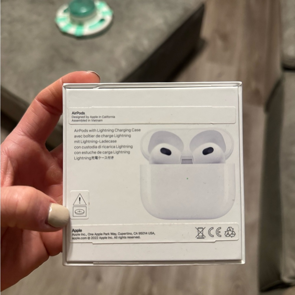 Apple AirPods with Charging Case